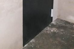 Установка входных дверей в ЖК «На Героев». Вид 2 (19.10.2019 Строительная компания ООО «Петро Проект»)